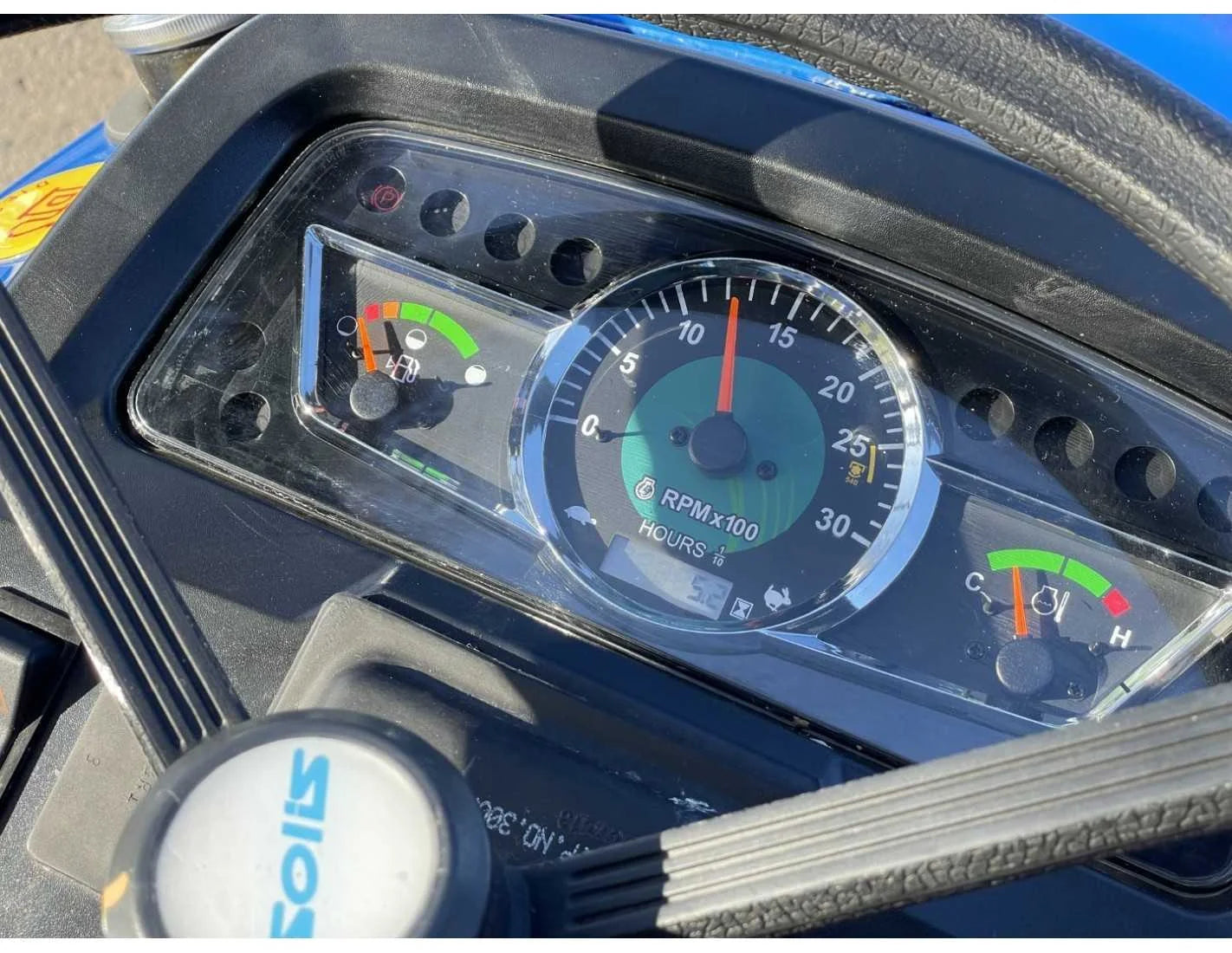 SOLIS 16 com unidade de corte de 1,06 m