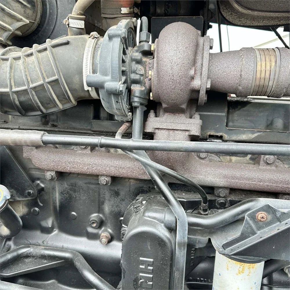 New Holland TM140 – 5,6 toneladas, construído em 2003