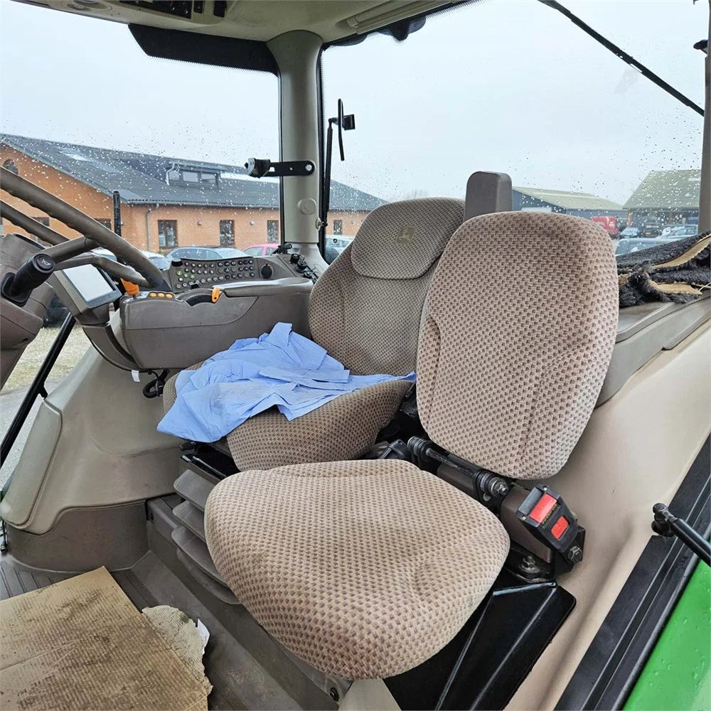 John Deere 6210 R, construído em 2012