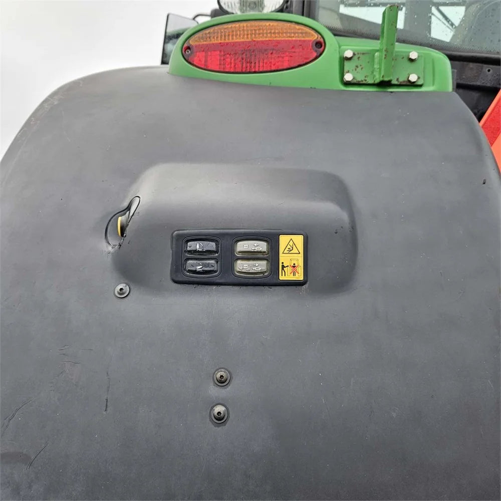 John Deere 6210 R, construído em 2012