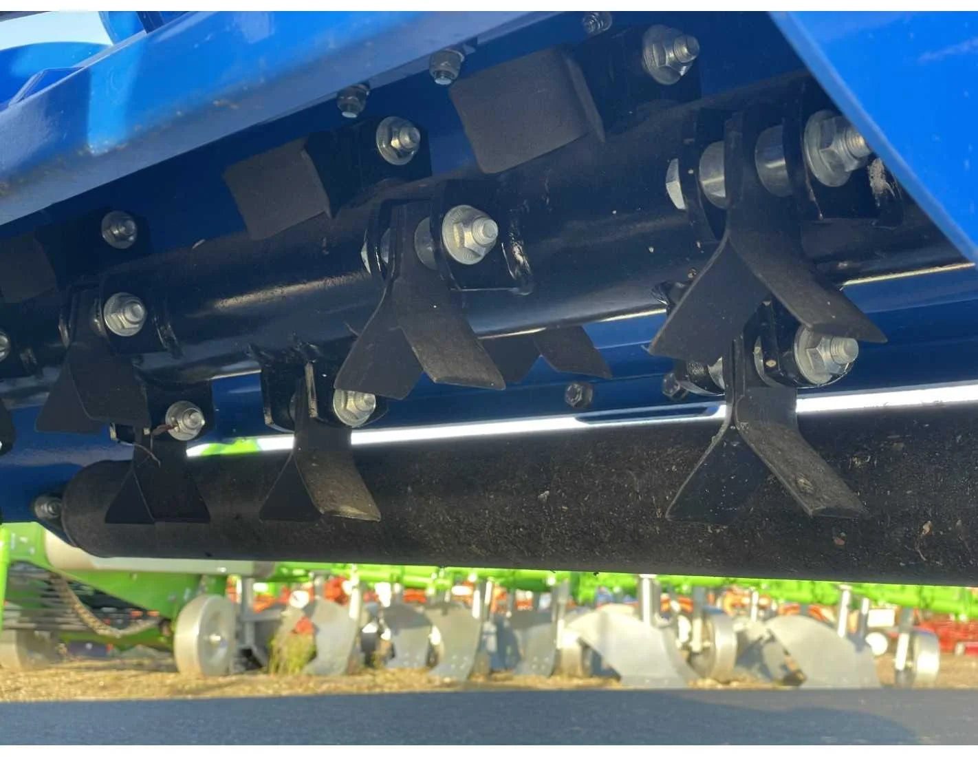 SOLIS 16 com unidade de corte de 1,06 m