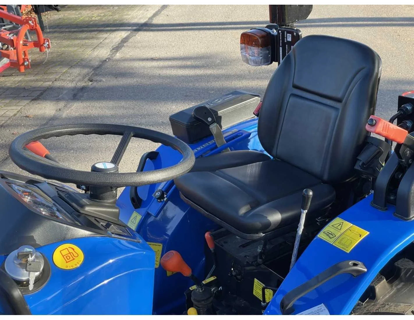 SOLIS 16 com unidade de corte de 1,06 m