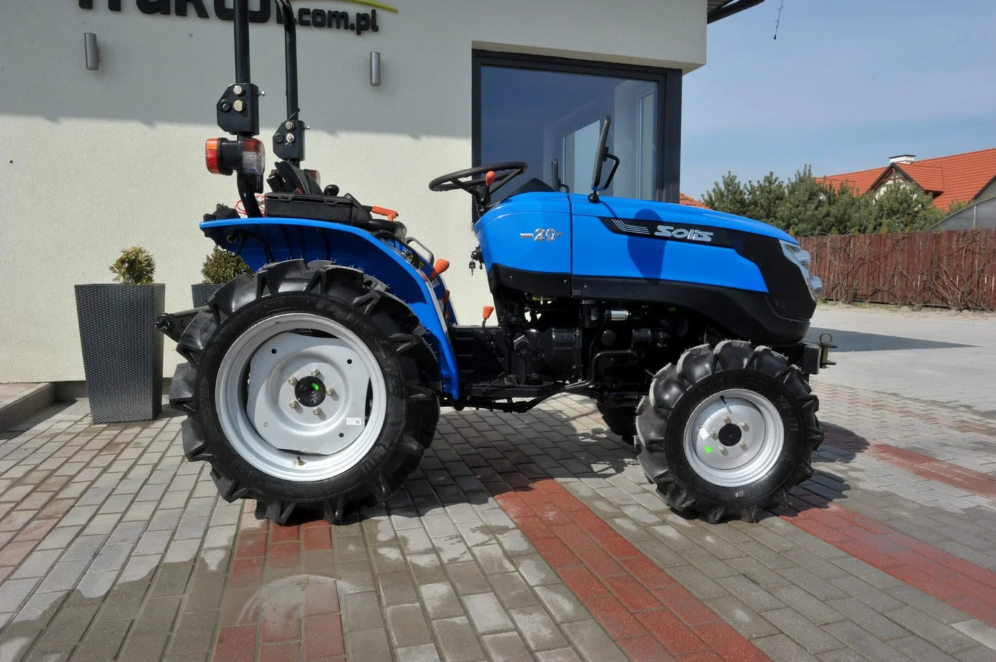 Solis 20 4×4 – 18 CV