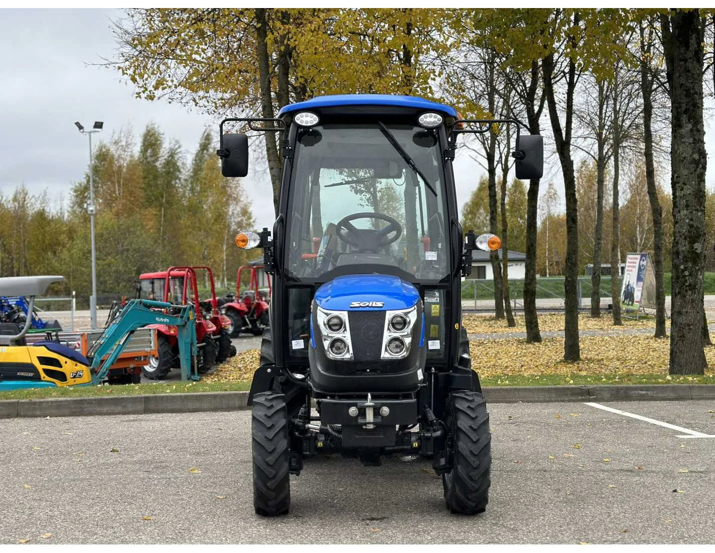 Solis 26 (9+9) com cabine