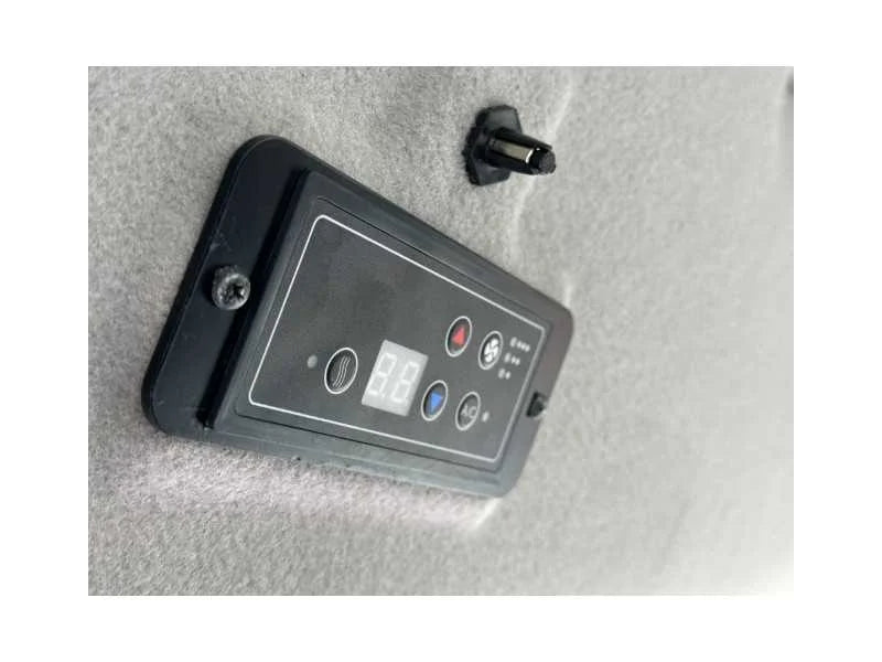 SOLIS 50 SOLIS 50 com carregador frontal