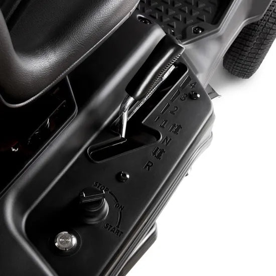 Cortador de grama Greencut RLM610XE, motor 224 cm³, largura de corte 610 mm, vermelho, 148 x 77 x 77 cm